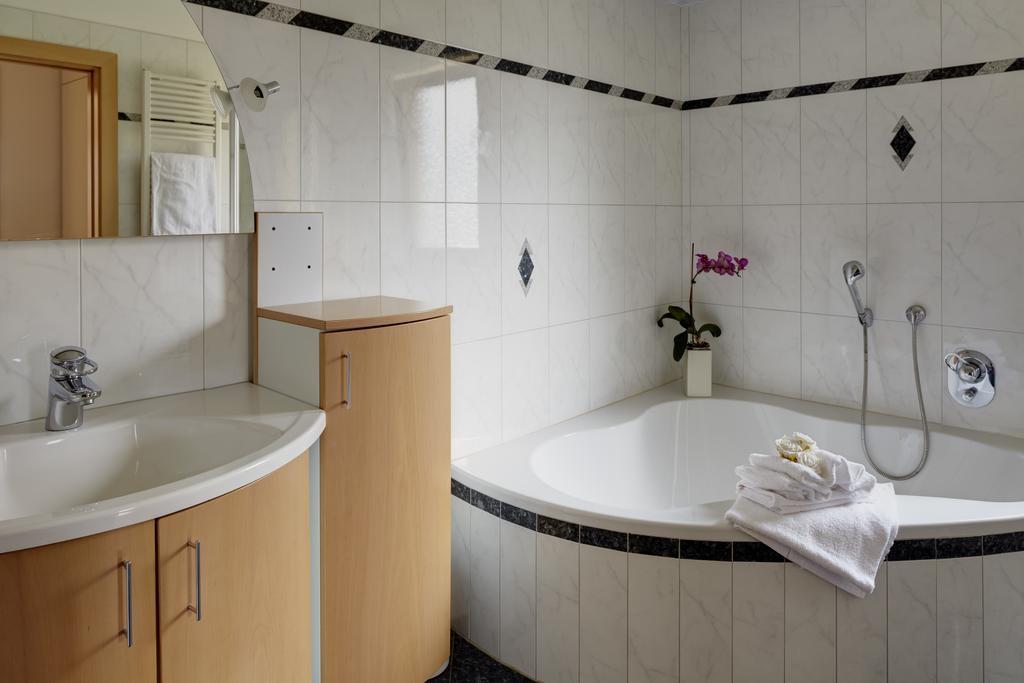 טירולו Residence Ladurn חדר תמונה